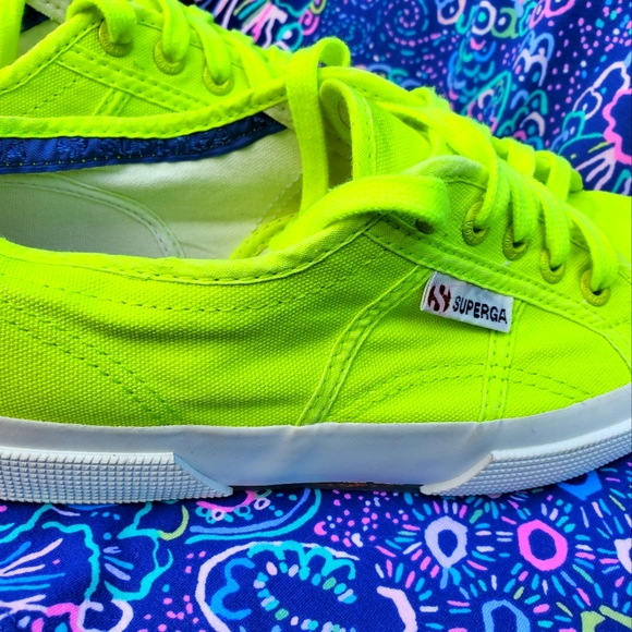 Superga Neon Yellow - Picture 4 of 12